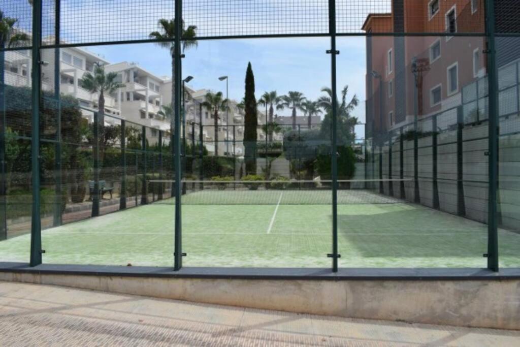 Hogar Brisa De Las Marinas Acogedor Apartamento Con Amplia Terraza Y Acceso Directo A Las Piscinas-Comfortable Apartment With Spacious Terrace And Direct Pool Access Denia Kültér fotó