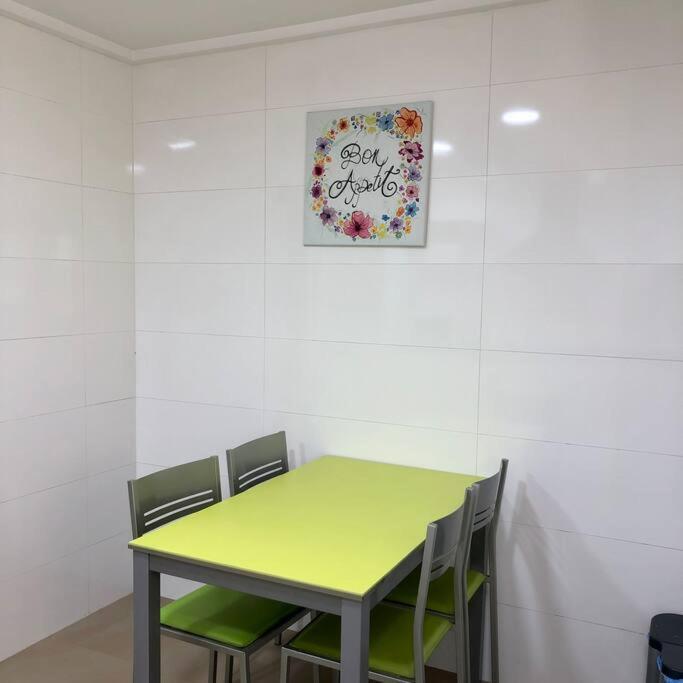 Hogar Brisa De Las Marinas Acogedor Apartamento Con Amplia Terraza Y Acceso Directo A Las Piscinas-Comfortable Apartment With Spacious Terrace And Direct Pool Access Denia Kültér fotó